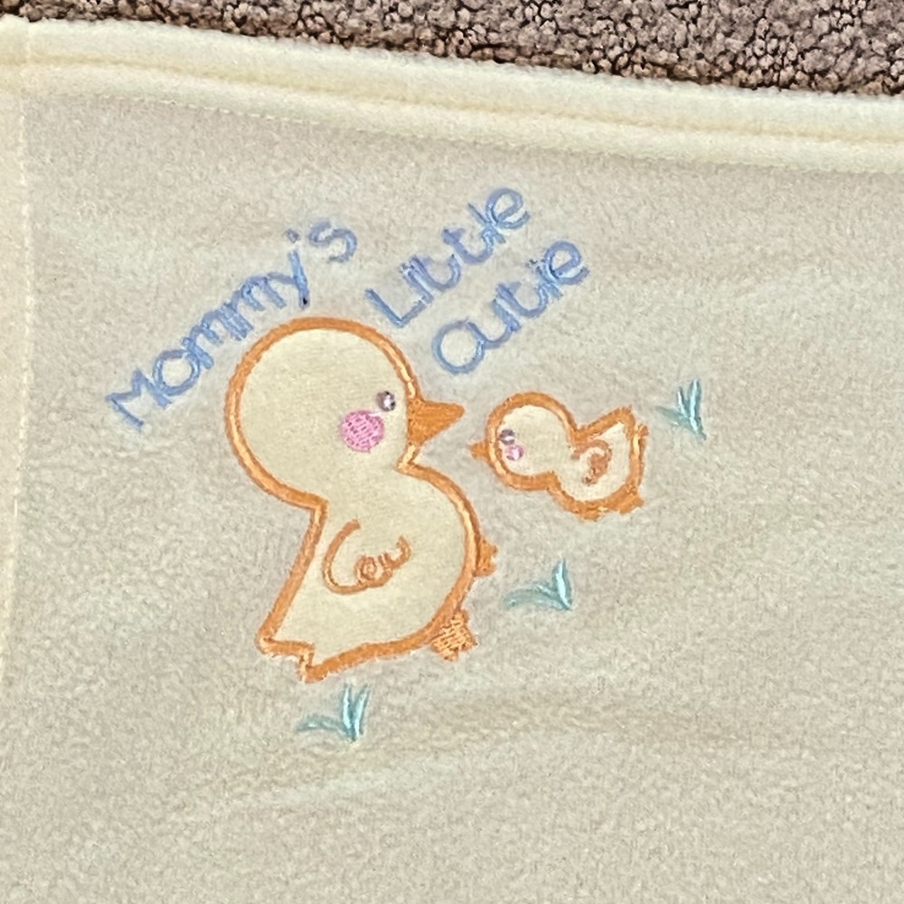 Vintage Fisher Price Mommy's Little Cutie Duck Yellow FleeceBaby Blanket‎ 29x39